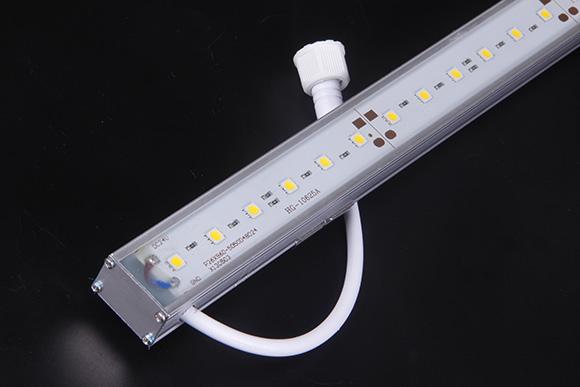 從基礎(chǔ)的五點(diǎn)分析線條燈的好壞